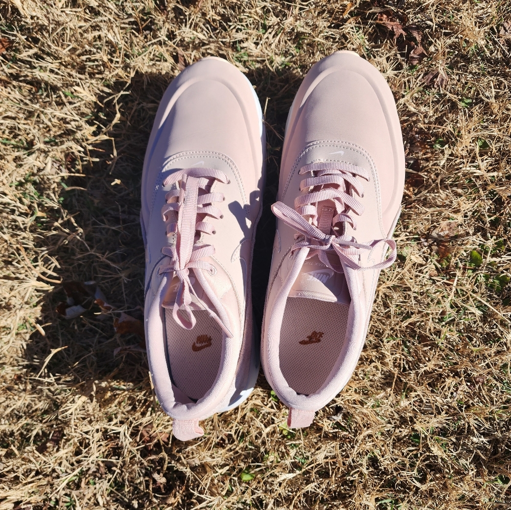 Nike Women's Air Max Thea Shoes - Picture 9 of 12